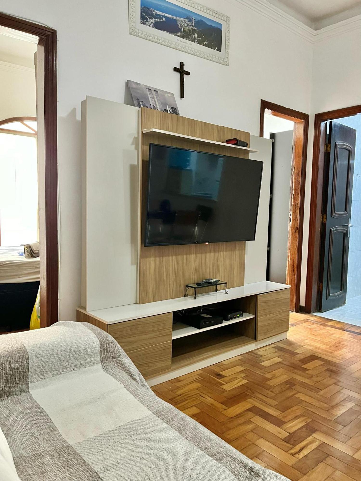 Apartamento Ap Copacabana 2 Quartos Em Frente A *